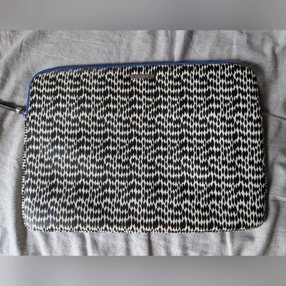 Stella & DOT PADDED LAPTOP CASE